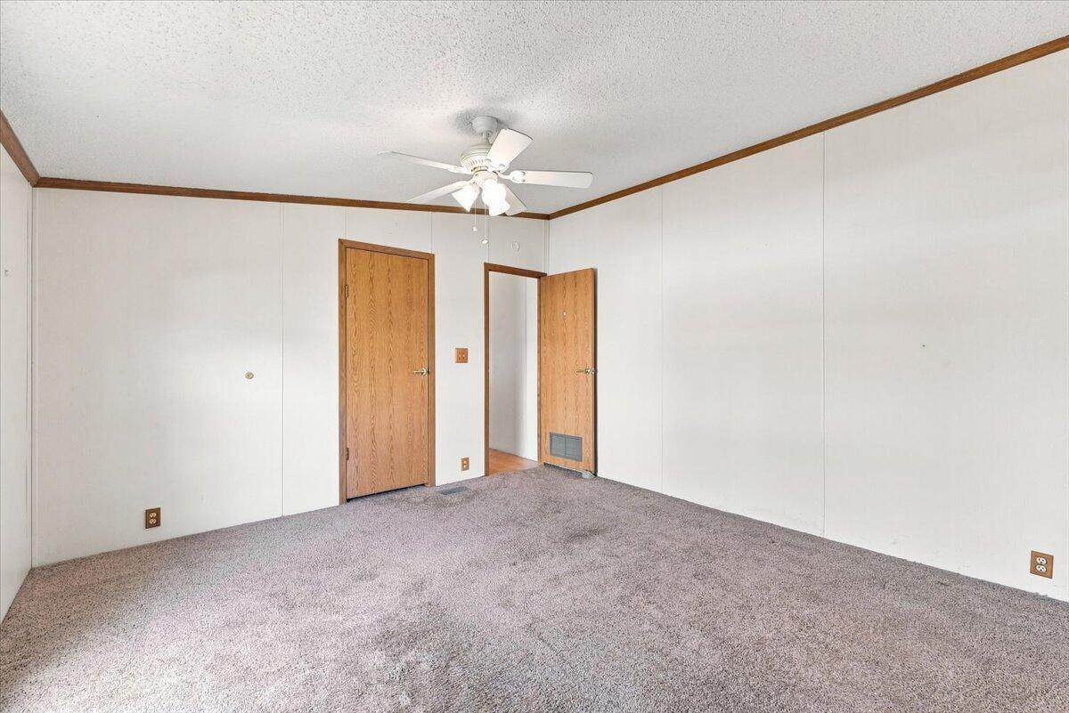 Photo 23 of 50 of home listing at 2373 W Shore Dr, Union, NE 68455