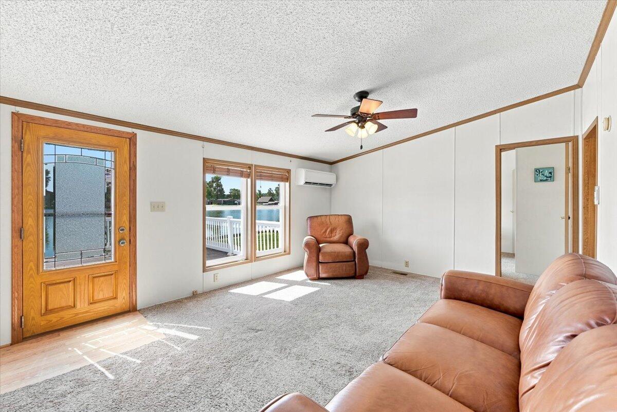 Photo 22 of 50 of home listing at 2373 W Shore Dr, Union, NE 68455
